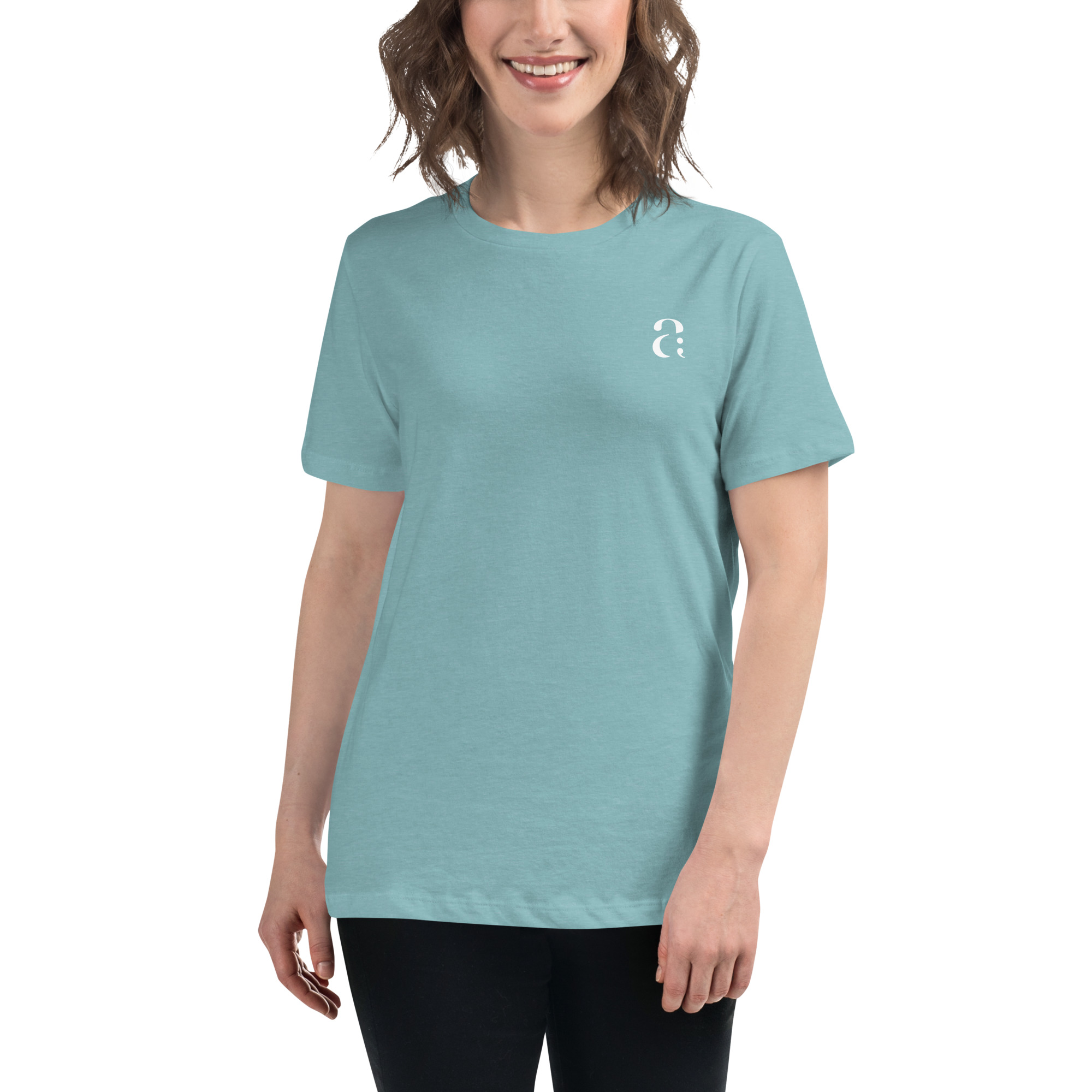 Women's Pocket Logo Relaxed T-Shirt - Image 13